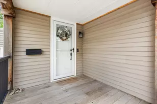 742 Chambers St, Ottawa, IL 61350 - Photo 4