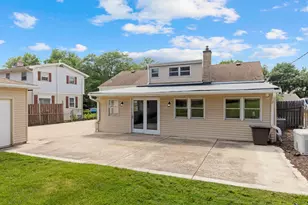 679 N West Rd, Lombard, IL 60148 - Photo 20