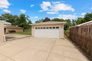 679 N West Rd, Lombard, IL 60148 - Photo 18