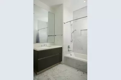 363 E Wacker Drive #5701, Chicago, IL 60601 - Photo 24