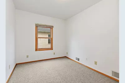 1302 State Street, Dekalb, IL 60115 - Photo 12