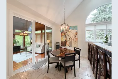 211 Ridge Lane, Lake in the Hills, IL 60156 - Photo 22