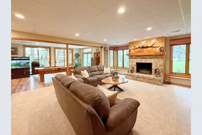 211 Ridge Lane, Lake in the Hills, IL 60156 - Photo 52