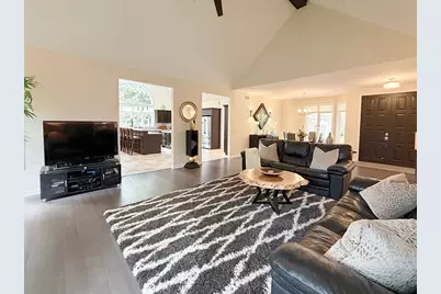 211 Ridge Lane, Lake in the Hills, IL 60156 - Photo 12