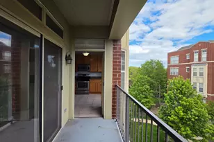 715 Astor Ln, Wheeling, IL 60090 - Photo 20