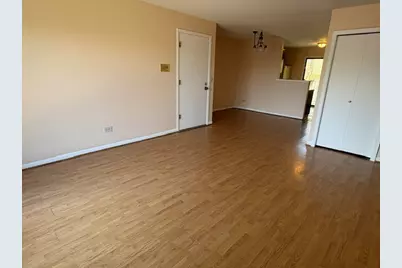 200 S Waters Edge Drive #202, Glendale Heights, IL 60139 - Photo 12