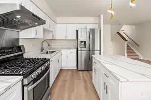 611 W 25th Pl, Chicago, IL 60616 - Photo 8