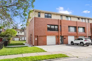 611 W 25th Pl, Chicago, IL 60616 - Photo 1