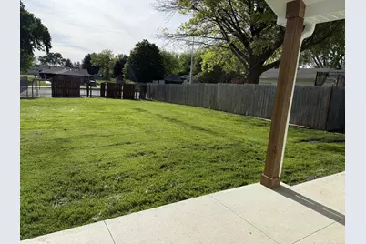 2703 Main Street, Peru, IL 61354 - Photo 6