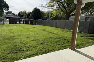 2703 Main St, Peru, IL 61354 - Photo 6