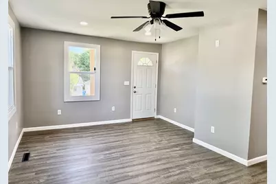 2703 Main Street, Peru, IL 61354 - Photo 8