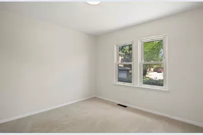 8434 W 50th Street, McCook, IL 60525 - Photo 10