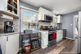635 N Edgewood Ave, Lombard, IL 60148 - Photo 6
