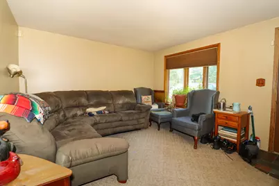 2107 Hermon Avenue, Zion, IL 60099 - Photo 2
