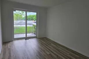 127 N Wolf Rd, Wheeling, IL 60090 - Photo 30