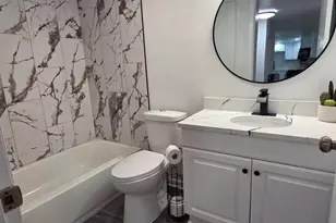 127 N Wolf Rd, Wheeling, IL 60090 - Photo 22