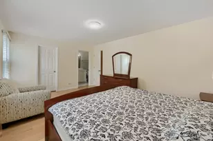 4092 Victoria Dr, Hoffman Estates, IL 60192 - Photo 16