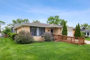 6877 177th St, Tinley Park, IL 60477 - Photo 2