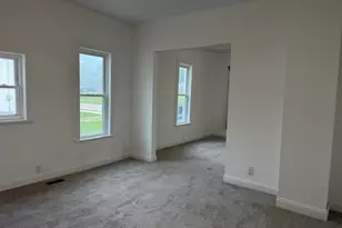 1005 W Taylor St, Bloomington, IL 61701 - Photo 12