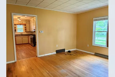 203 E Van Buren Street, Ottawa, IL 61350 - Photo 18
