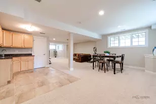 878 Writer Ct, Vernon Hills, IL 60061 - Photo 48