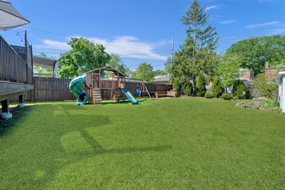 4234 Vernon Avenue, Brookfield, IL 60513 - Photo 8