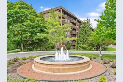 120 Lakeview Drive #417, Bloomingdale, IL 60108 - Photo 2