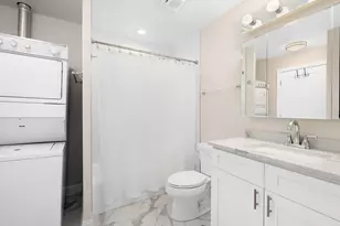 120 Lakeview Dr, Bloomingdale, IL 60108 - Photo 12