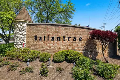 660 Ballantrae Drive #B, Northbrook, IL 60062 - Photo 1