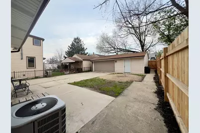 7421 W 64th Street, Summit, IL 60501 - Photo 20