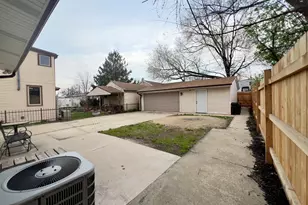 7421 W 64th St, Summit, IL 60501 - Photo 20