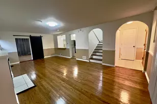 7421 W 64th St, Summit, IL 60501 - Photo 2