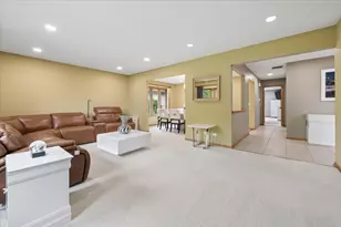 1217 Lynnfield Ln, Bartlett, IL 60103 - Photo 4