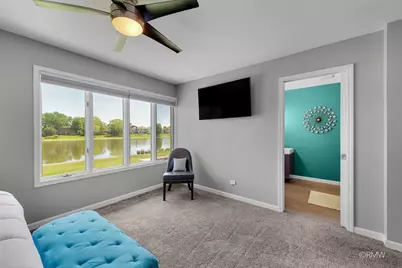 1245 Biscayne Drive, Elk Grove Village, IL 60007 - Photo 18