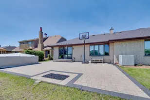 1245 Biscayne Dr, Elk Grove Village, IL 60007 - Photo 40