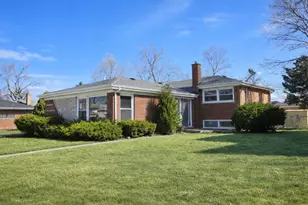 16049 Minerva Ave, South Holland, IL 60473 - Photo 1