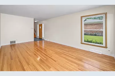 16049 Minerva Avenue, South Holland, IL 60473 - Photo 6