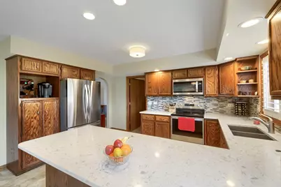 245 Old Forge Road, Elgin, IL 60123 - Photo 20