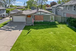 820 Lawler Ave, Wilmette, IL 60091 - Photo 1