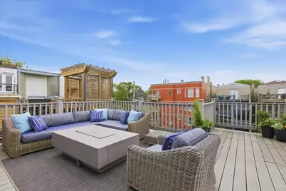 1209 W Roscoe Street, Chicago, IL 60657 - Photo 38