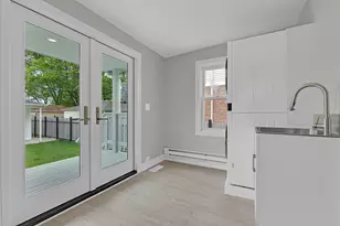 5505 N Nagle Ave, Chicago, IL 60630 - Photo 14