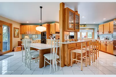38W710 Bonnie Court, Saint Charles, IL 60175 - Photo 10
