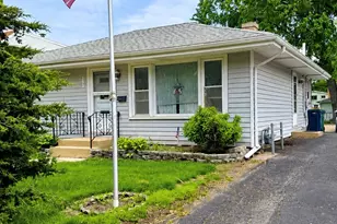 333 N Garfield St, Lombard, IL 60148 - Photo 1