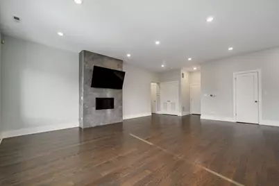 3016 W Belmont Avenue #2N, Chicago, IL 60618 - Photo 4