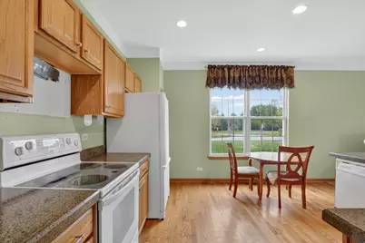 2232 Wilshire Court, Grayslake, IL 60030 - Photo 12