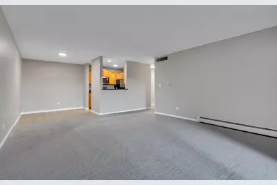 1919 Prairie Square #32, Schaumburg, IL 60173 - Photo 10
