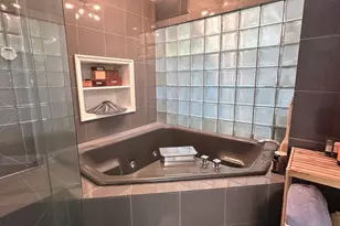 1960 N Lincoln Park W, Chicago, IL 60614 - Photo 16