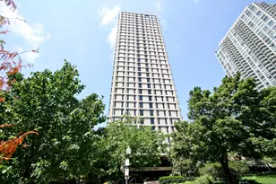 1960 N Lincoln Park W, Chicago, IL 60614 - Photo 1