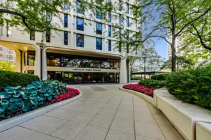 1960 N Lincoln Park W, Chicago, IL 60614 - Photo 2