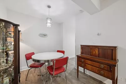 8455 W Leland Avenue #204, Chicago, IL 60656 - Photo 6
